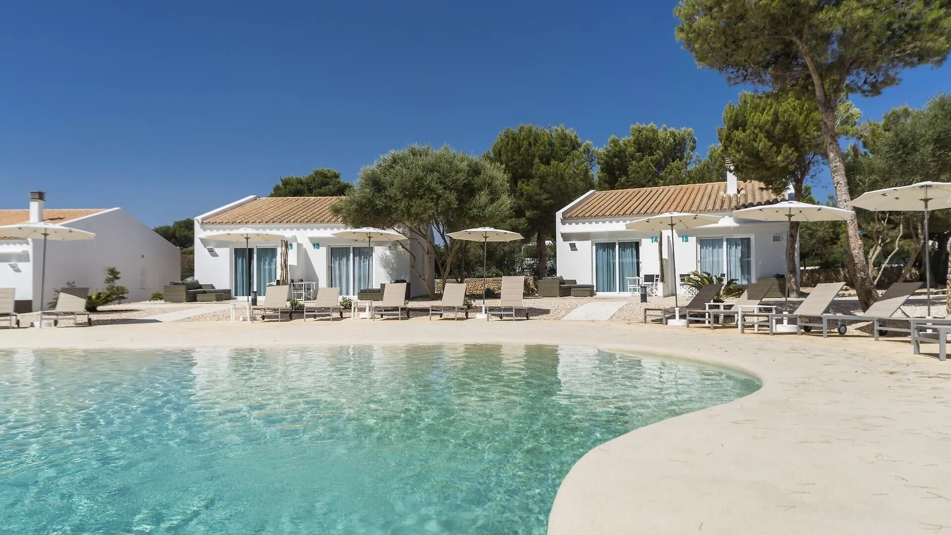 Lago Resort Menorca - Villas & Bungalows Del Lago 칼란 보쉬