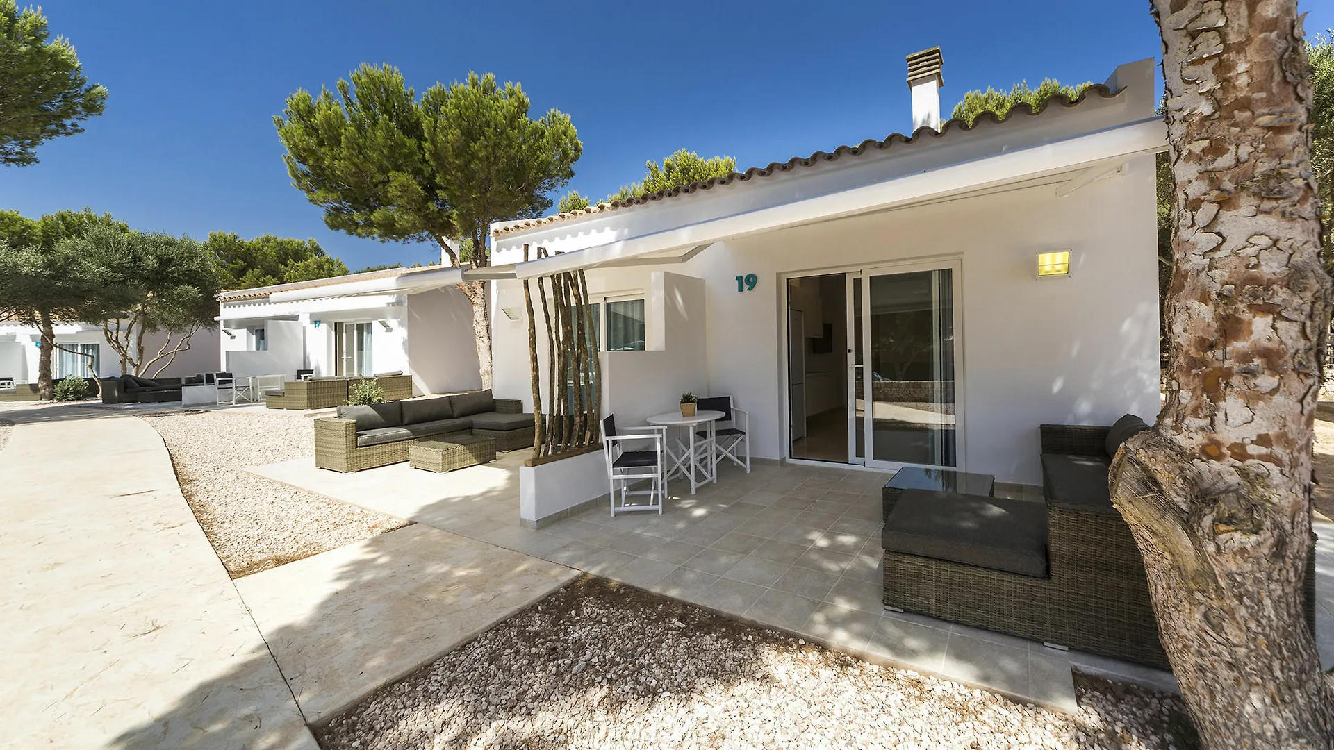 Lago Resort Menorca - Villas&Bungalows del Lago Cala'N Bosch  España